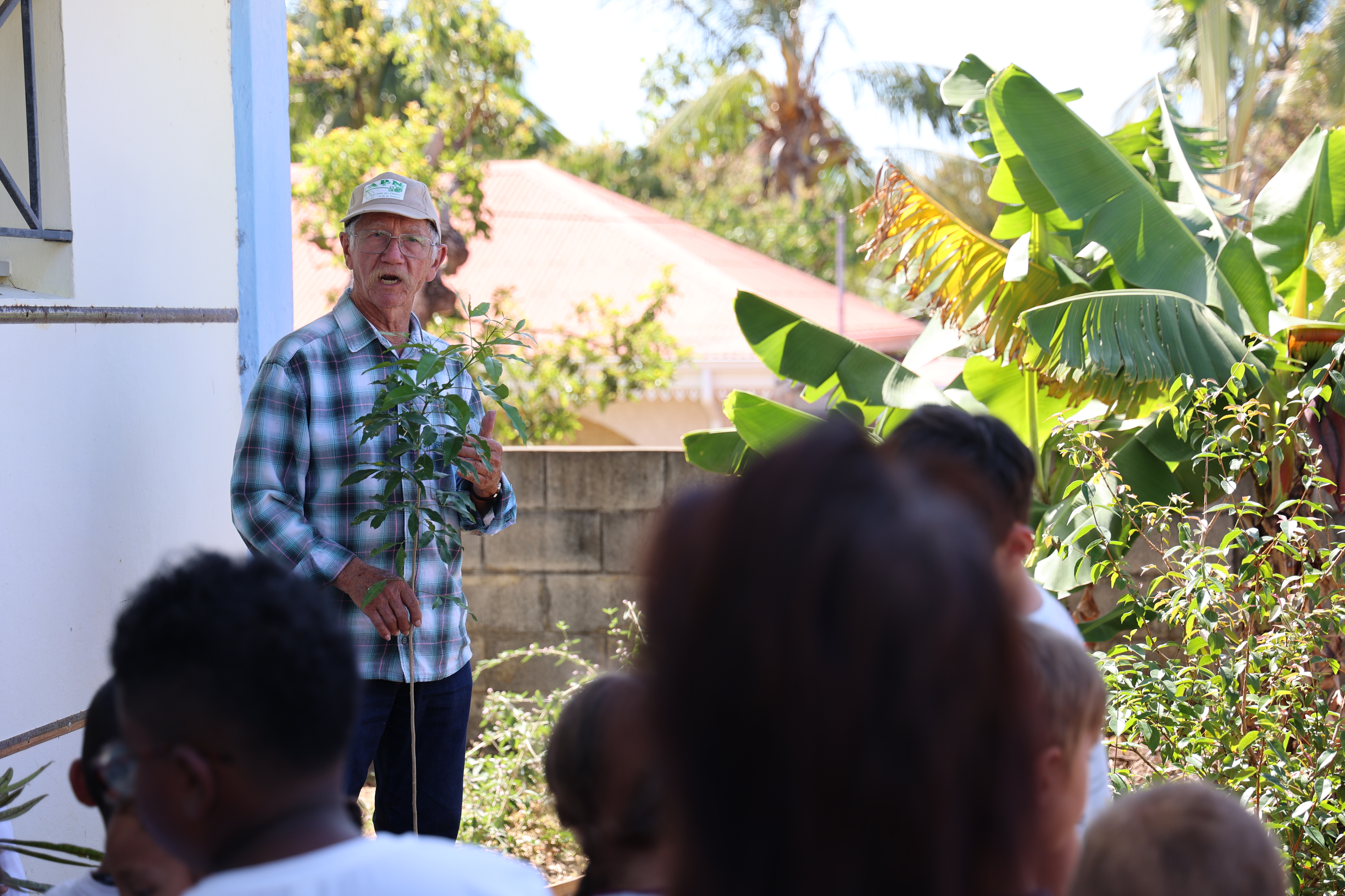 Questions/Réponses avec Raymond Lucas 
